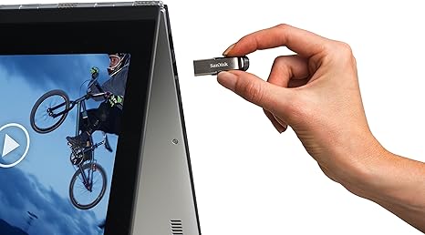 SanDisk 32GB Ultra Flair USB 3.0 Flash Drive - SDCZ73-032G-G46