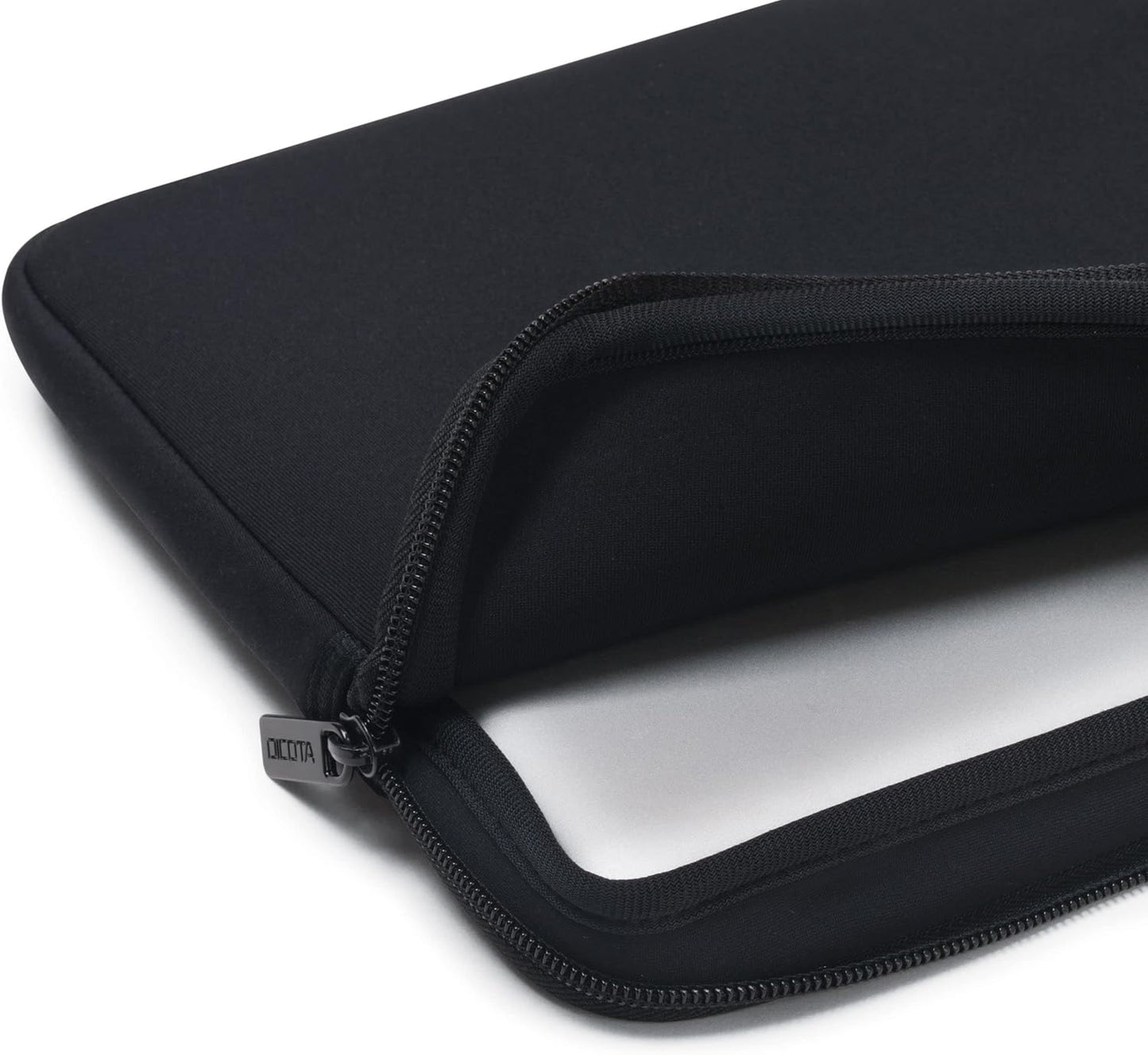 Laptop Sleeve Perfect Skin DICOTA  13-13.3" Black | Model : D31186 |  Made of elastic synthetic neoprene Material & Double protection against scratches